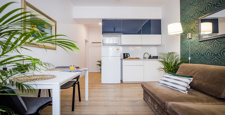 Mini apartamento en alquiler en Orzeszkowa Varsovia Ochota, cerca de la estación de tren del Oeste y del aeropuerto Chopin A1.